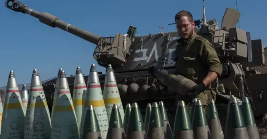 Les États-Unis ont joué un rôle central en transférant d'énormes quantités d'armes à Israël